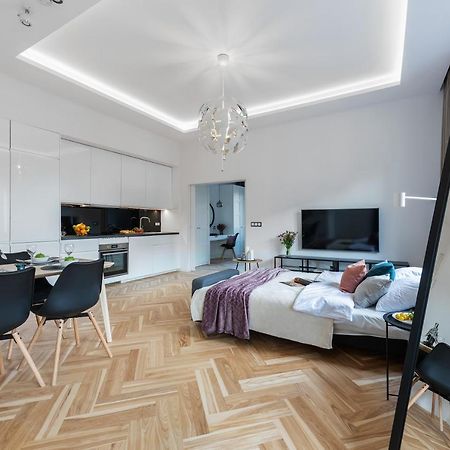 Marszalkowska Center Serviced Apartments Warschau Exterior foto